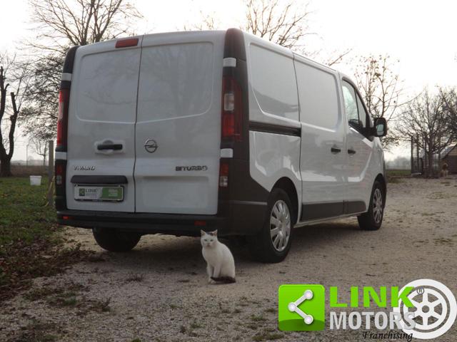 OPEL Vivaro usata, con Bluetooth