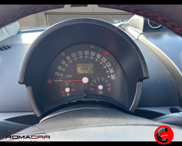 VOLKSWAGEN New Beetle usata, con Servosterzo