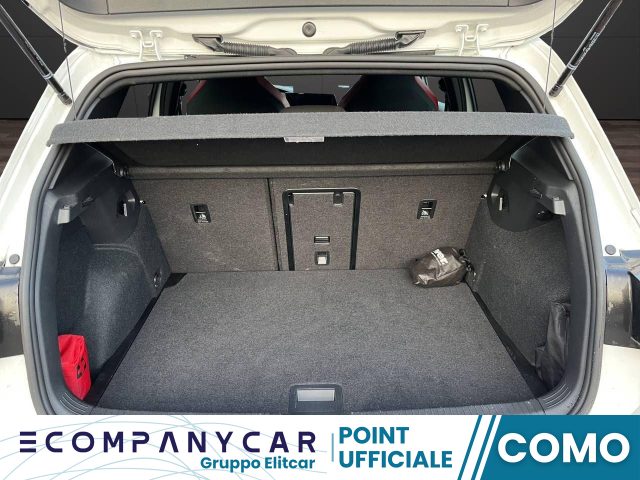 VOLKSWAGEN Golf usata, con Autoradio