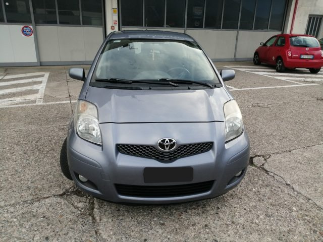 TOYOTA Yaris usata, con Airbag