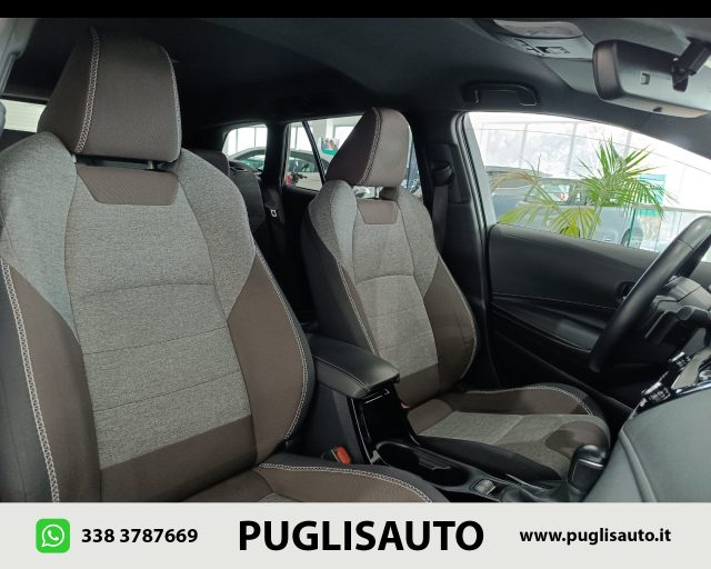 TOYOTA Corolla usata, con Autoradio digitale