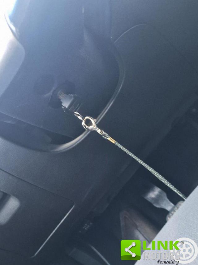 CHEVROLET Orlando usata 29