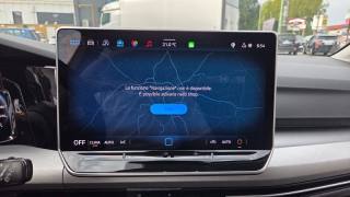 VOLKSWAGEN Golf usata, con Touch screen