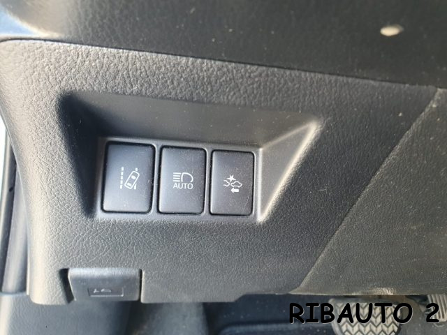 TOYOTA Yaris usata, con Fendinebbia