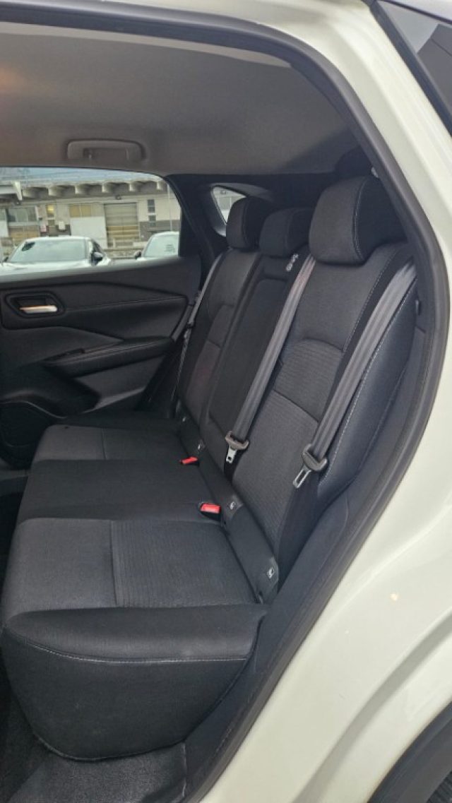 NISSAN Qashqai usata, con Climatizzatore