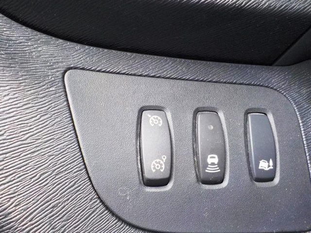 RENAULT Kangoo usata, con Specchietti laterali elettrici