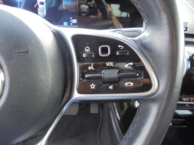 MERCEDES-BENZ A 180 usata, con Airbag testa