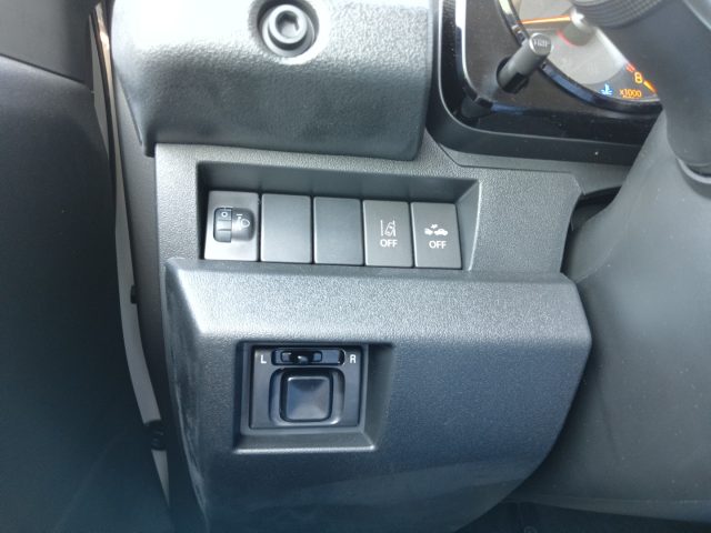 SUZUKI Jimny usata, con Vetri oscurati