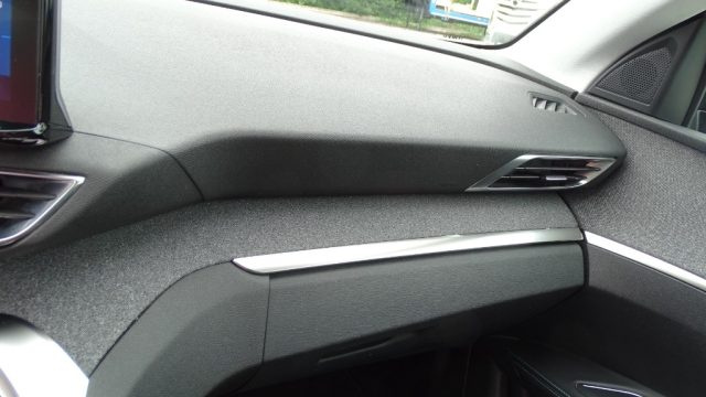 PEUGEOT 5008 usata 89