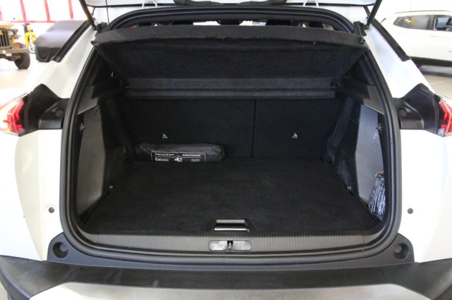 PEUGEOT 2008 usata, con USB
