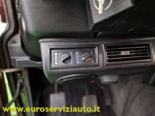 LAND ROVER Defender usata, con Hill holder