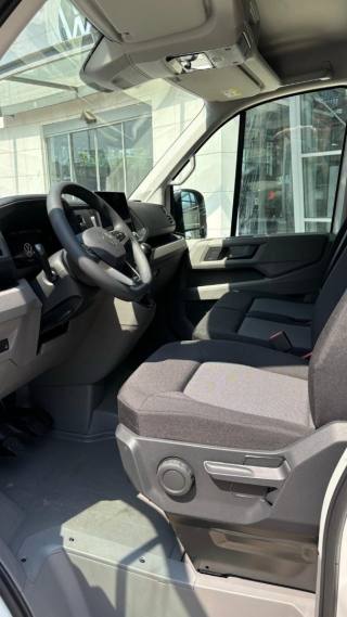 VOLKSWAGEN Crafter usata, con Sensore di luce