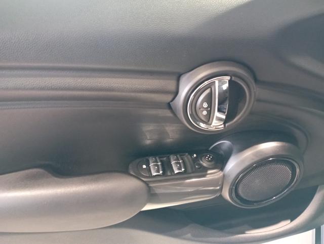 MINI Cooper D usata, con Chiusura centralizzata