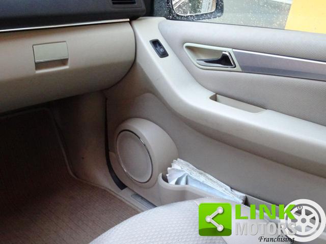 MERCEDES-BENZ B 200 usata, con Fendinebbia