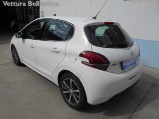 PEUGEOT 208 usata, con Cerchi in lega