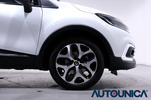 RENAULT Captur usata, con Controllo automatico clima