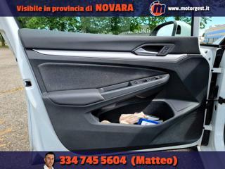 VOLKSWAGEN Golf usata, con USB