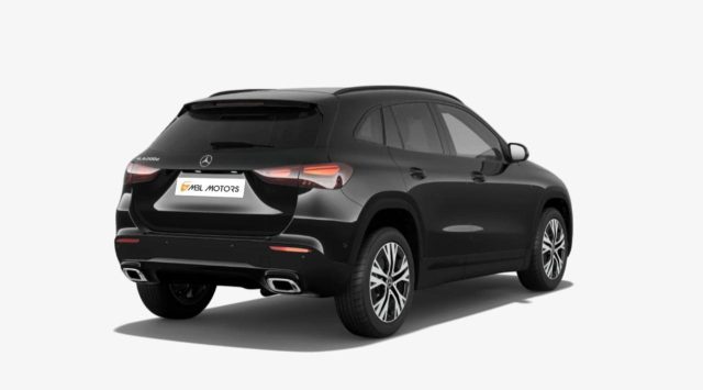 MERCEDES-BENZ GLA 200 usata, con Airbag