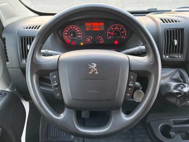 PEUGEOT Boxer usata, con Servosterzo