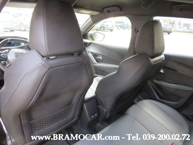 PEUGEOT 208 usata, con Touch screen