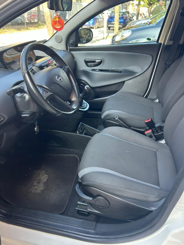 LANCIA Ypsilon usata, con Chiusura centralizzata