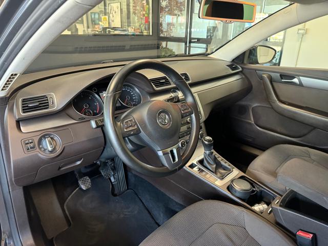 VOLKSWAGEN Passat usata, con Climatizzatore