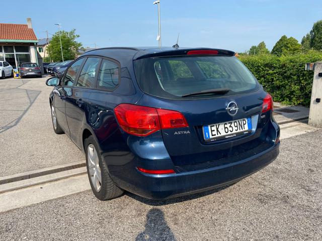 OPEL Astra usata, con Chiusura centralizzata