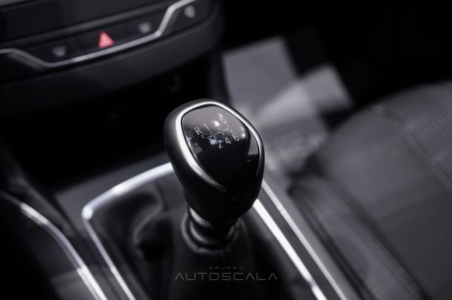 PEUGEOT 308 usata, con Touch screen