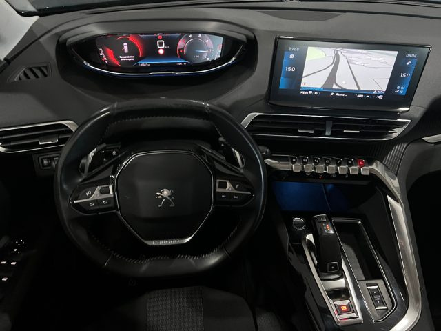 PEUGEOT 5008 usata, con Autoradio