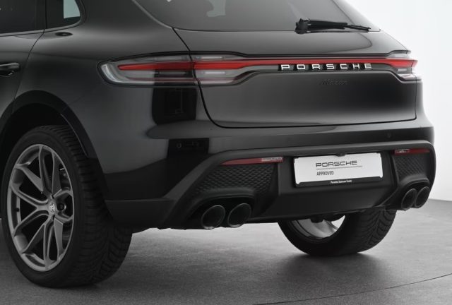 PORSCHE Macan usata, con Boardcomputer