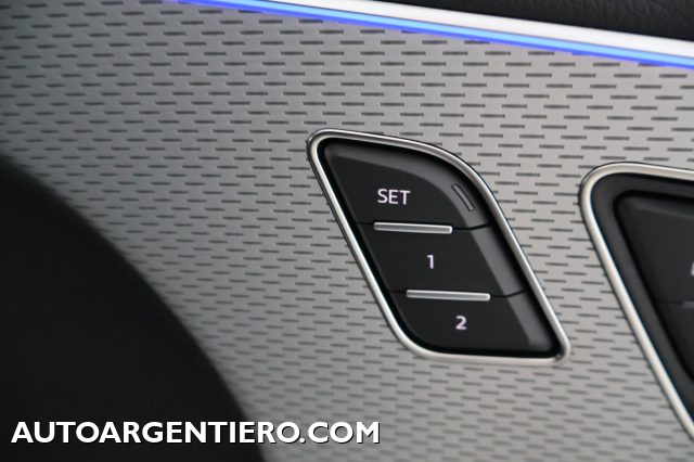 AUDI Q8 usata, con Luce d