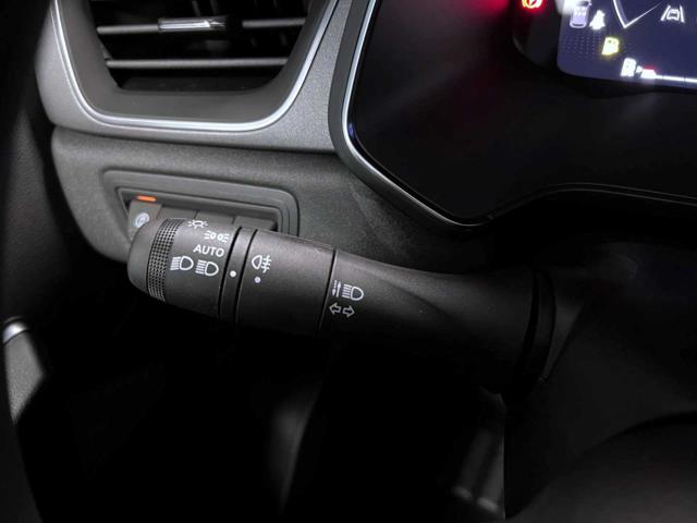 RENAULT Captur usata, con Sistema di navigazione
