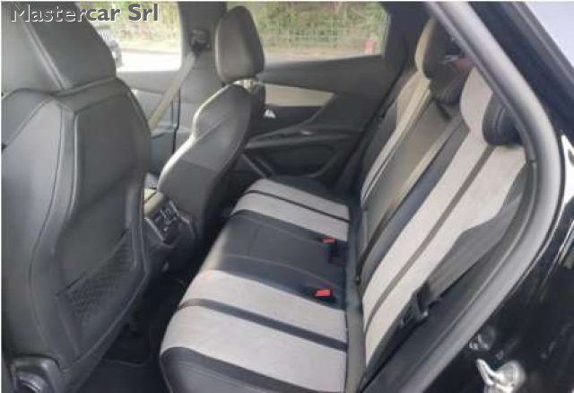 PEUGEOT 3008 usata, con Cruise Control