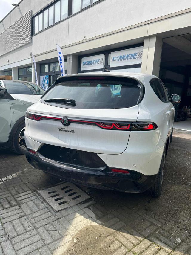 ALFA ROMEO Stelvio usata, con Sedile posteriore sdoppiato