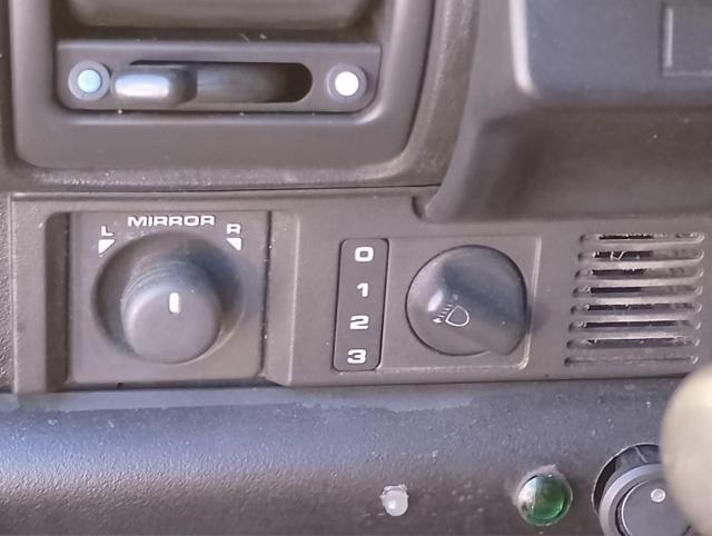 LAND ROVER Discovery usata, con USB