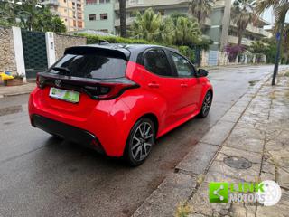 TOYOTA Yaris usata, con Alzacristalli elettrici