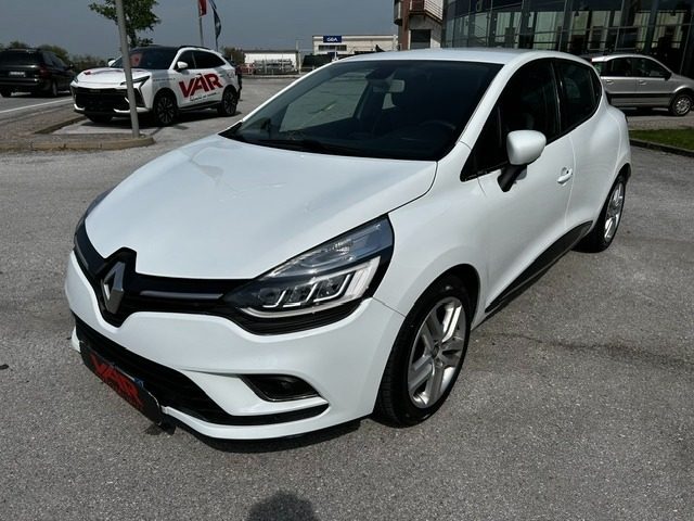 RENAULT Clio usata, con Fari LED
