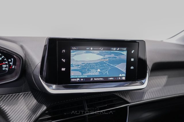 PEUGEOT 208 usata, con USB