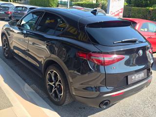 ALFA ROMEO Stelvio usata, con Alzacristalli elettrici