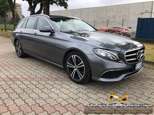 MERCEDES-BENZ E 200 usata, con Airbag
