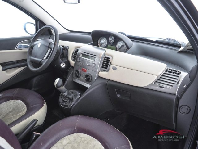 LANCIA Ypsilon usata 11