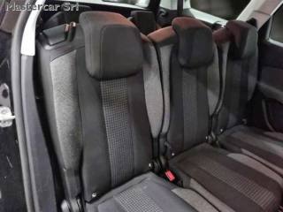 PEUGEOT 5008 usata, con Climatizzatore