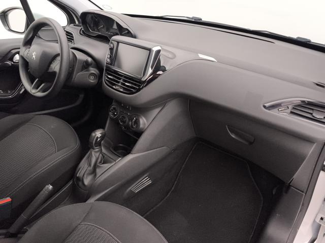 PEUGEOT 208 usata, con Hill holder