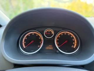 OPEL Corsa usata, con Servosterzo