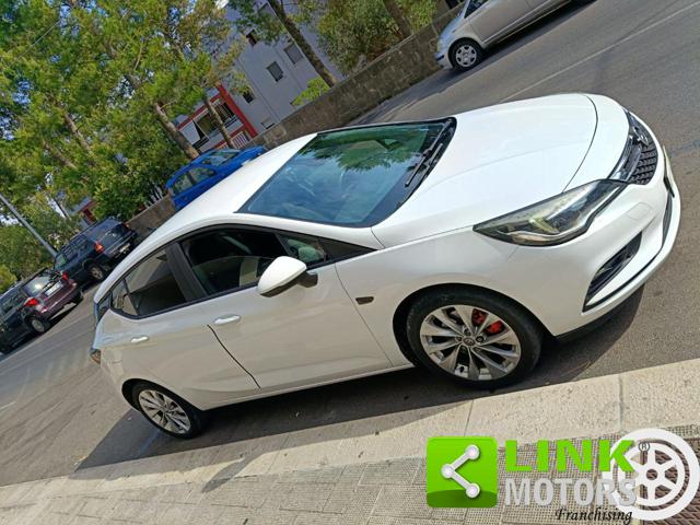OPEL Astra usata, con Autoradio digitale