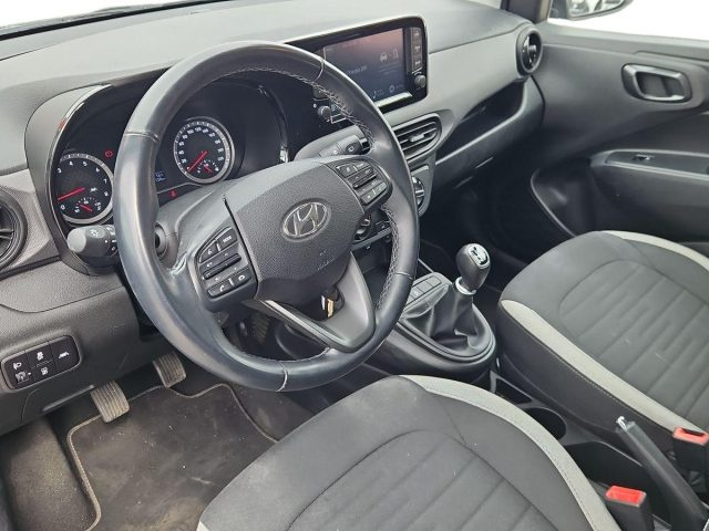 HYUNDAI i10 usata, con Autoradio