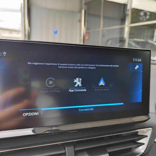 PEUGEOT 3008 usata, con Sedile posteriore sdoppiato