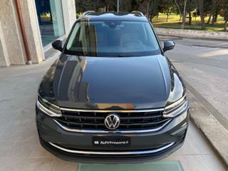 VOLKSWAGEN Tiguan usata, con Airbag