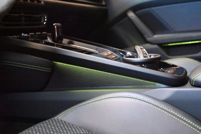 PORSCHE 992 usata 44