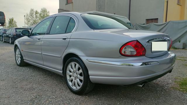 JAGUAR X-Type usata, con Alzacristalli elettrici